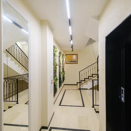 Bright & Spacious With Free Parking * Plovdiv