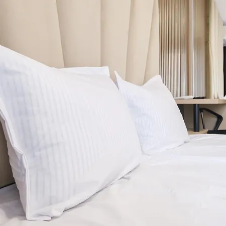 Bright & Spacious With Free Parking *
